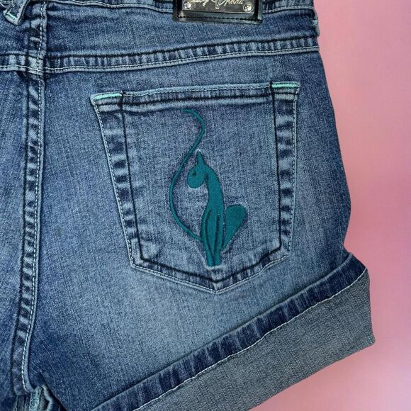 Vintage Y2K 2000s Baby Phat mcbling denim shorts🎀 - Picture 7 of 8